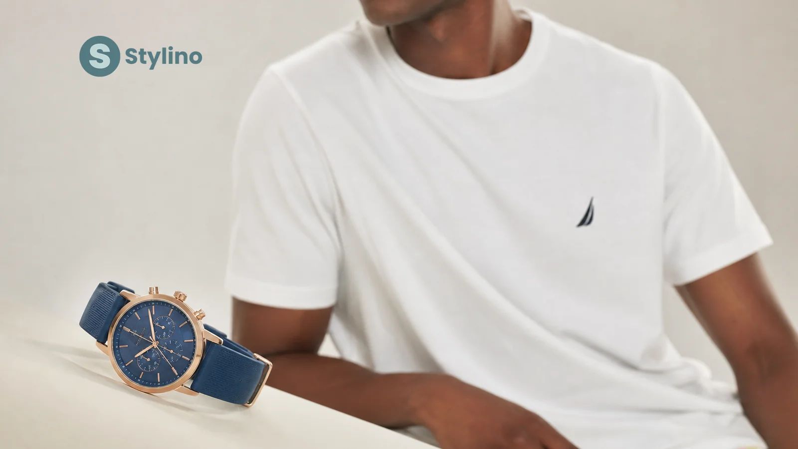 Nautica outlet προσφορές και εξοικονόμηση για αγοραστές Κύπρου με ετικέτες τιμών σε teal φόντο
