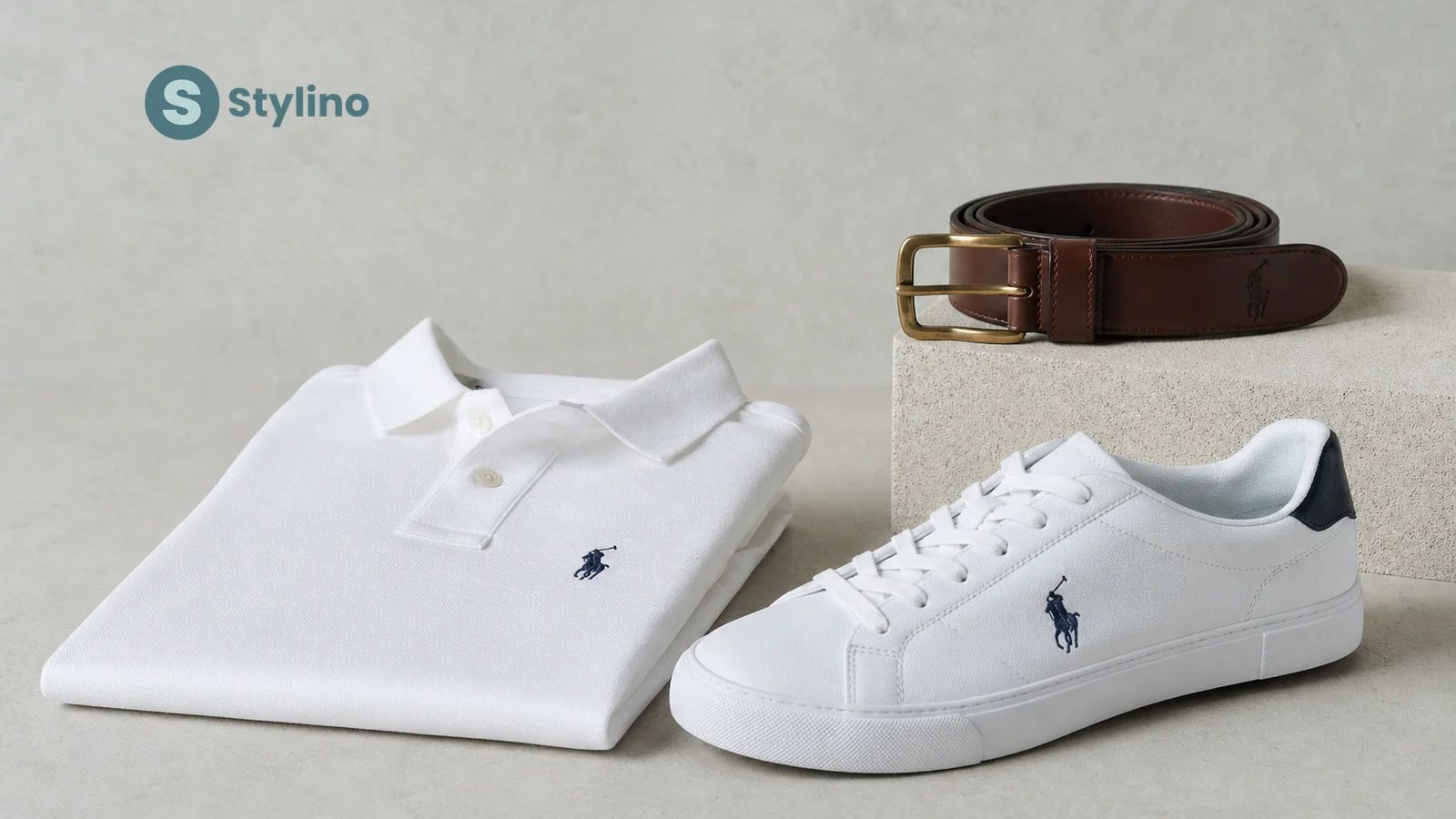 Οδηγός αγορών Polo Ralph Lauren για Κύπρο — editorial σύνθεση πόλο μπλουζάκια, sneakers και αξεσουάρ
