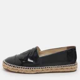Chanel Interlocking CC Size 38 Navy Blue Patent Leather Cap Toe Espadrille Loafers